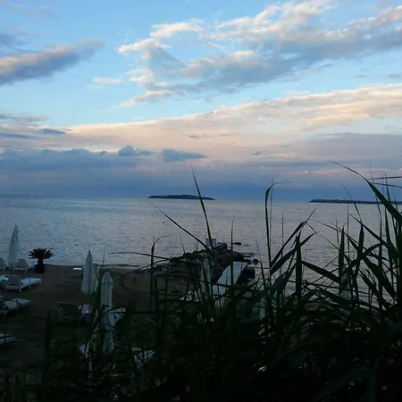 D&s - Sans Souci Family Hotel